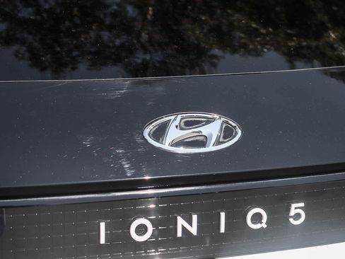 Used 2024 Hyundai Ioniq 5 SEL RWD image 10