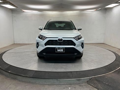 Used 2025 Toyota RAV4 XLE Premium image 9