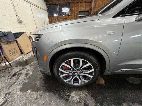 Certified 2024 Cadillac XT6 Sport w/ Technology Package image 34