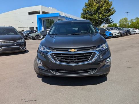 Used 2018 Chevrolet Equinox LS image 2