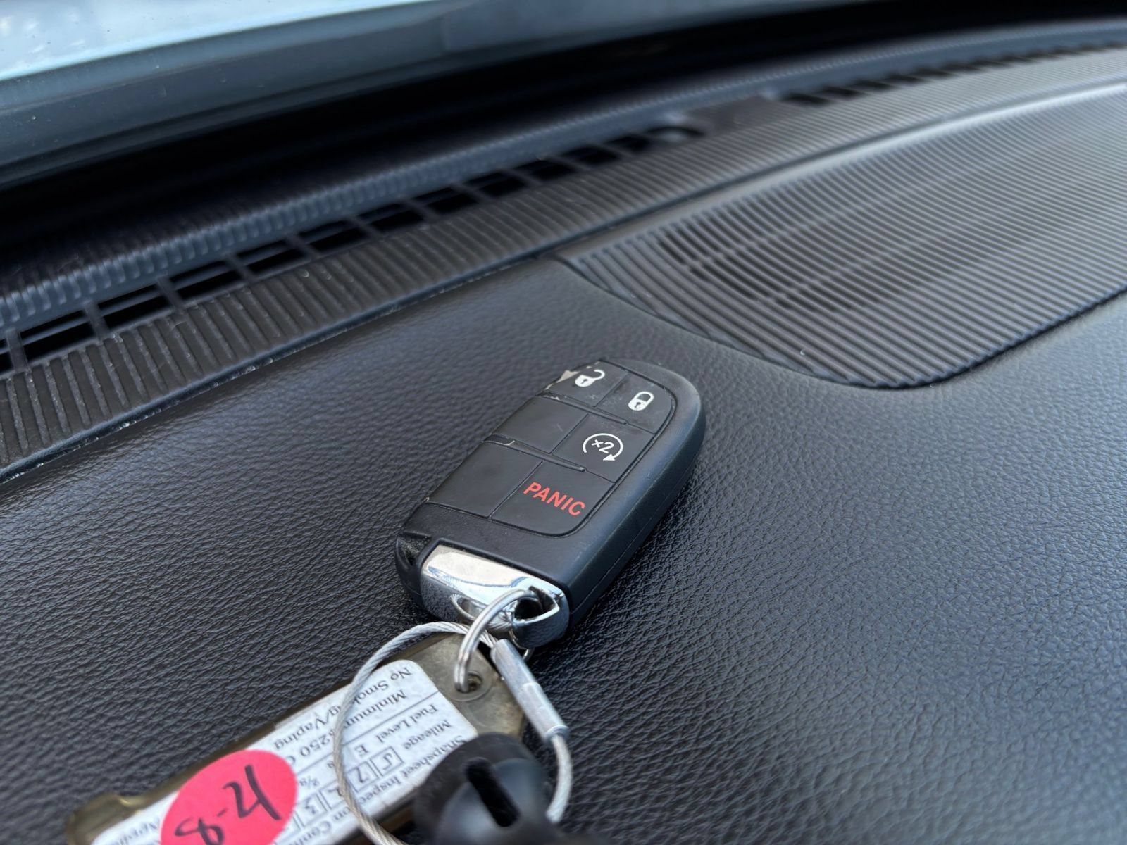Used 2025 Jeep Compass Limited AWD/4WD image 25