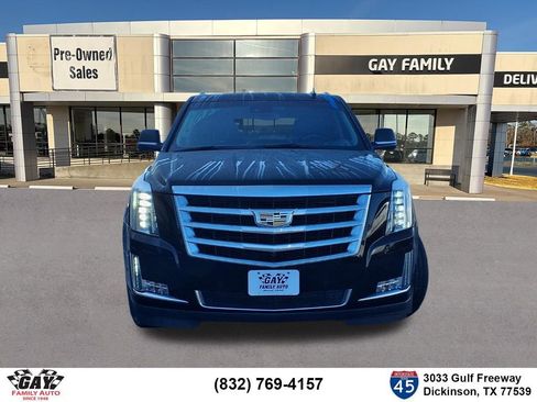 Used 2020 Cadillac Escalade Luxury AWD/4WD image 18