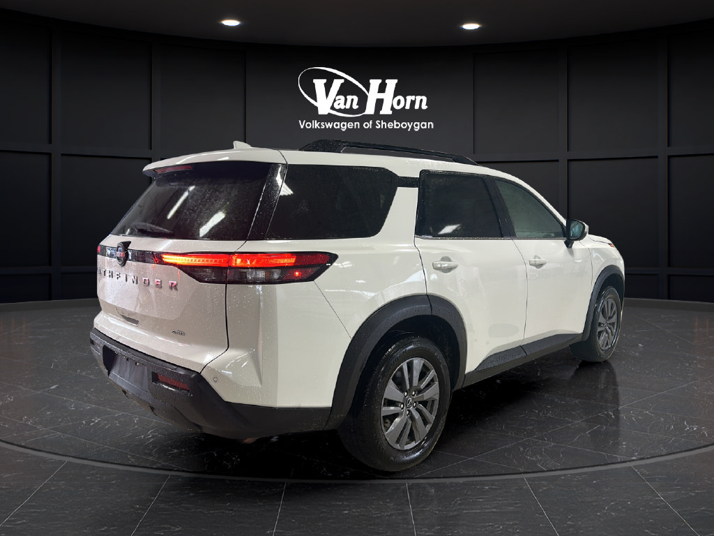 Used 2025 Nissan Pathfinder SV AWD/4WD image 7