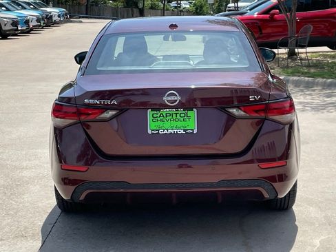 Used 2024 Nissan Sentra SV FWD image 5