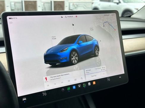 Used 2022 Tesla Model Y Long Range AWD/4WD image 13