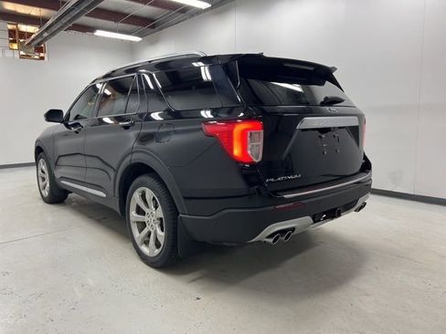 Used 2020 Ford Explorer Platinum w/ Premium Technology Package image 6