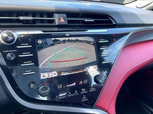 Used 2019 Toyota Camry XSE w/ Navigation Package FWD image 20
