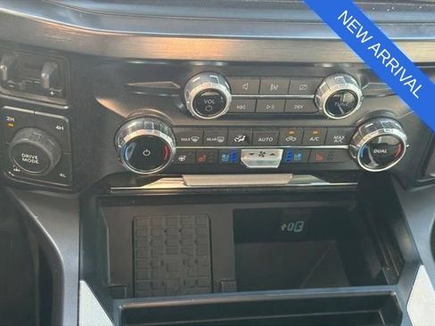 Used 2024 Ford F250 Lariat w/ Lariat Ultimate Package AWD/4WD image 19