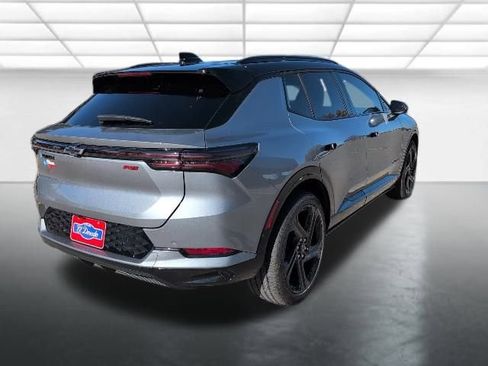 New 2026 Chevrolet Equinox EV RS image 31