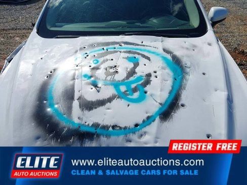 Used 2020 Ford Fusion SE image 11