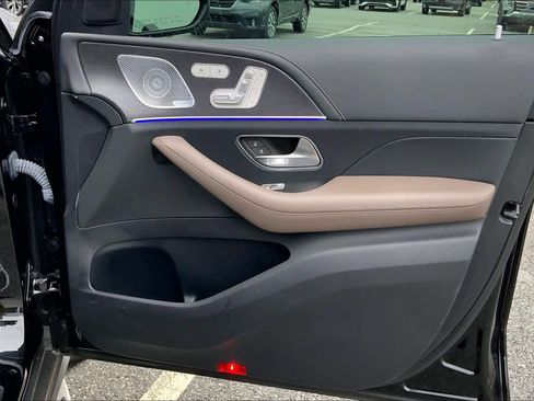 Used 2021 Mercedes-Benz GLE 63 AMG S image 22