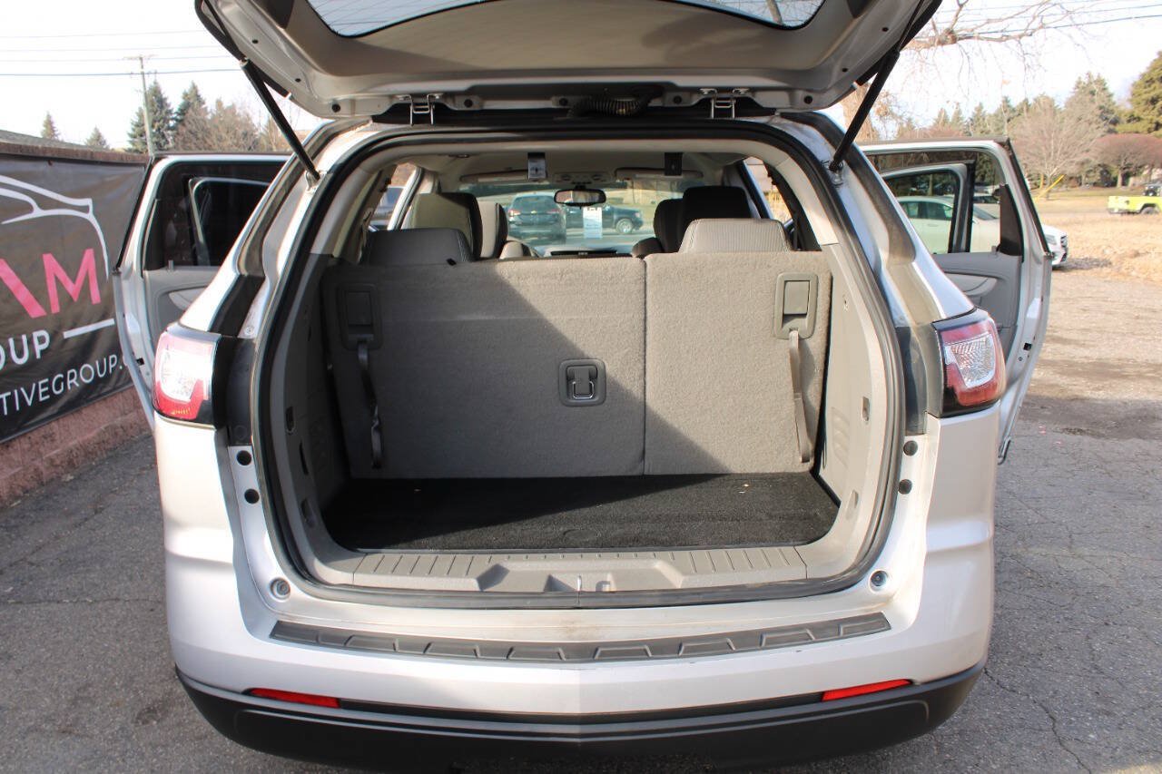 Used 2017 Chevrolet Traverse LS AWD/4WD image 13