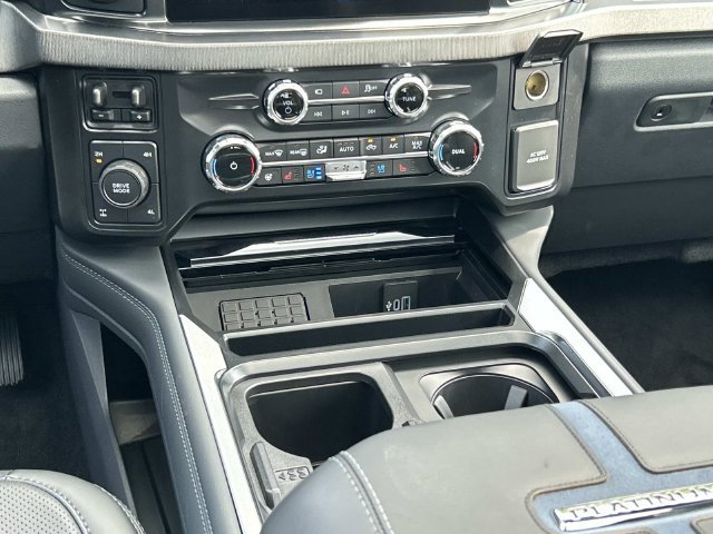 New 2026 Ford F250 Platinum AWD/4WD image 17