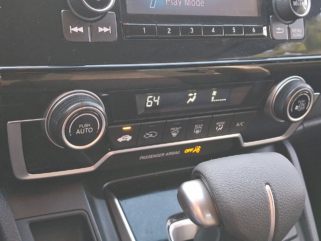 Used 2018 Honda CR-V LX image 15