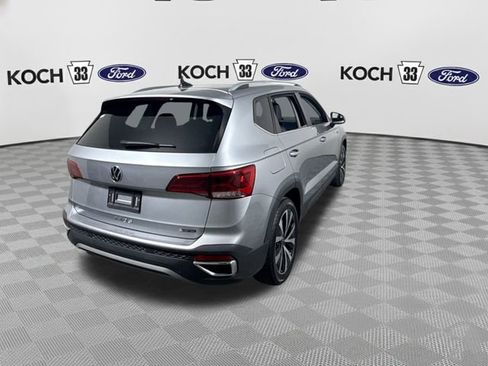 Used 2022 Volkswagen Taos SE image 8