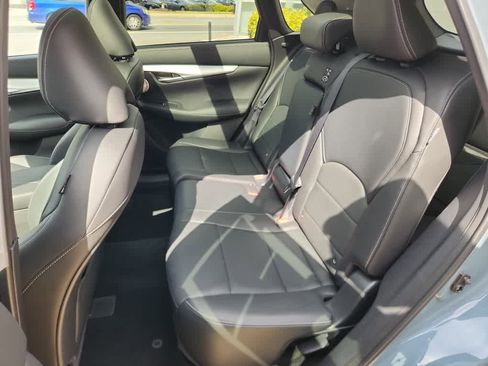 Used 2022 INFINITI QX50 Essential image 7