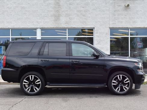 Used 2019 Chevrolet Tahoe Premier w/ RST 6.2L Performance Edition AWD/4WD image 3