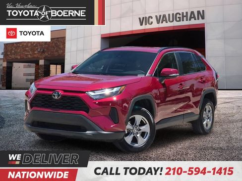 Used 2025 Toyota RAV4 XLE FWD image 1