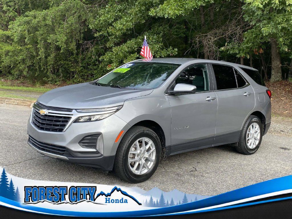 Used 2024 Chevrolet Equinox LT AWD/4WD image 1