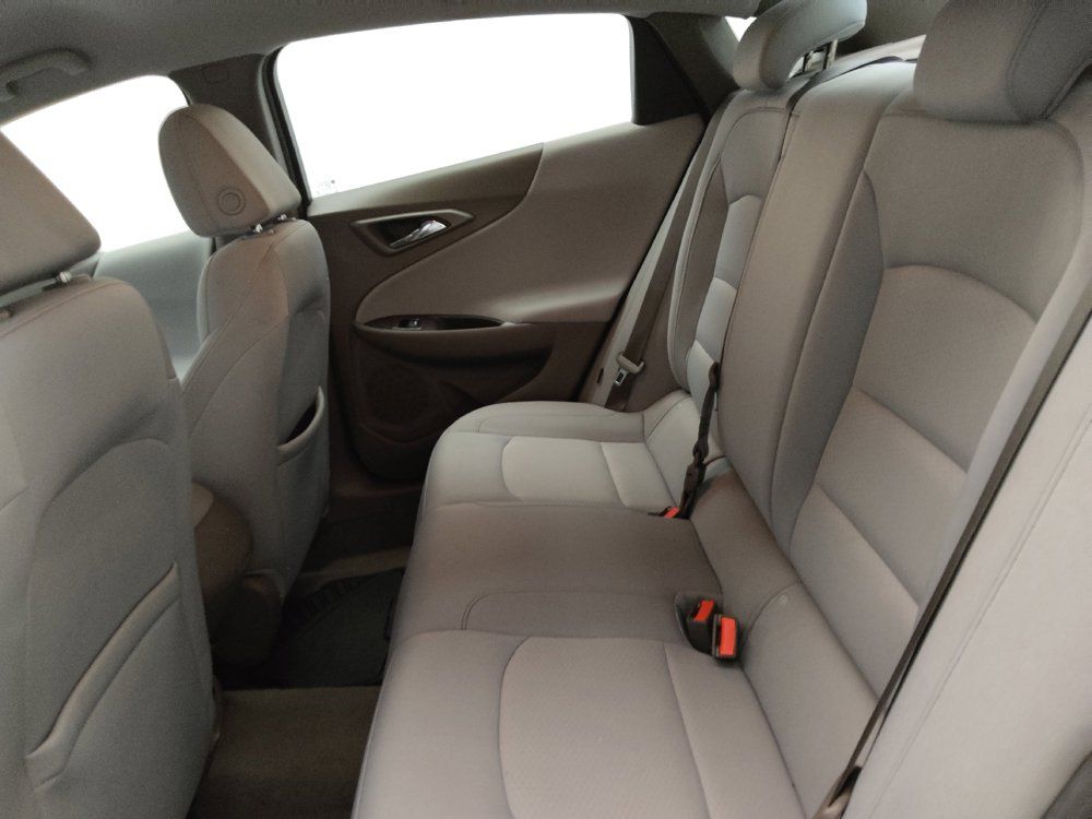 Used 2019 Chevrolet Malibu LS FWD image 18