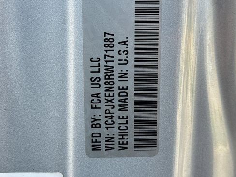 Used 2024 Jeep Wrangler Sahara image 24