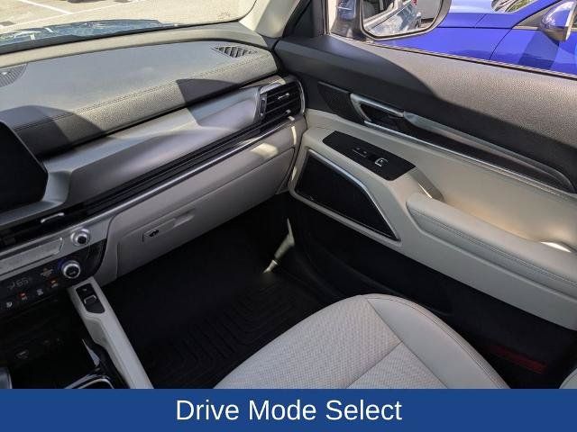 Used 2024 Kia Telluride S FWD image 19