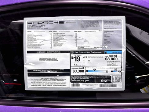 Used 2026 Porsche 911 Carrera 4 GTS AWD/4WD image 32