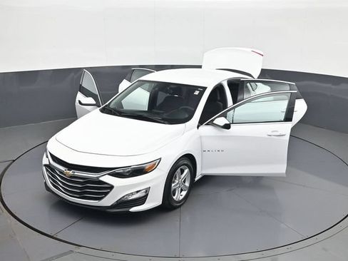 Certified 2024 Chevrolet Malibu LT FWD image 30