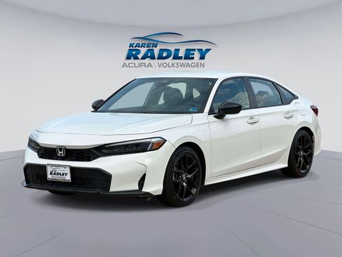 Used 2025 Honda Civic Sport image 5