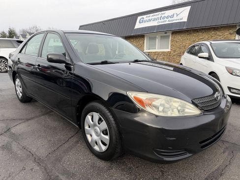 Used 2003 Toyota Camry LE image 1