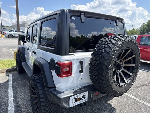 Used 2020 Jeep Wrangler Unlimited Sport S AWD/4WD image 11