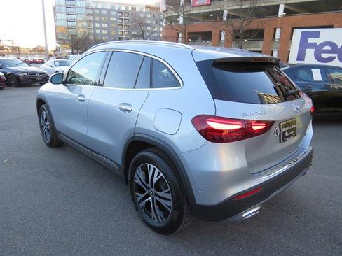 Used 2025 Mercedes-Benz GLA 250 4MATIC image 2