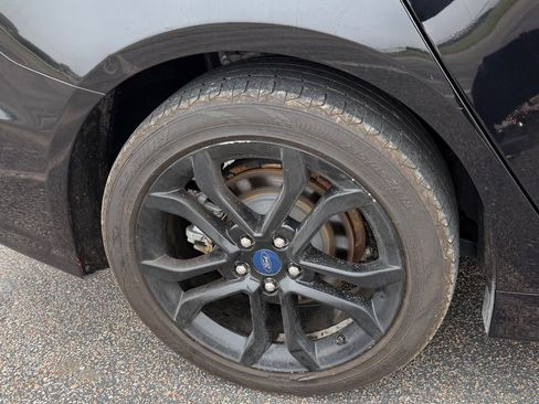 Certified 2020 Ford Fusion SE w/ Equipment Group 151A FWD image 15