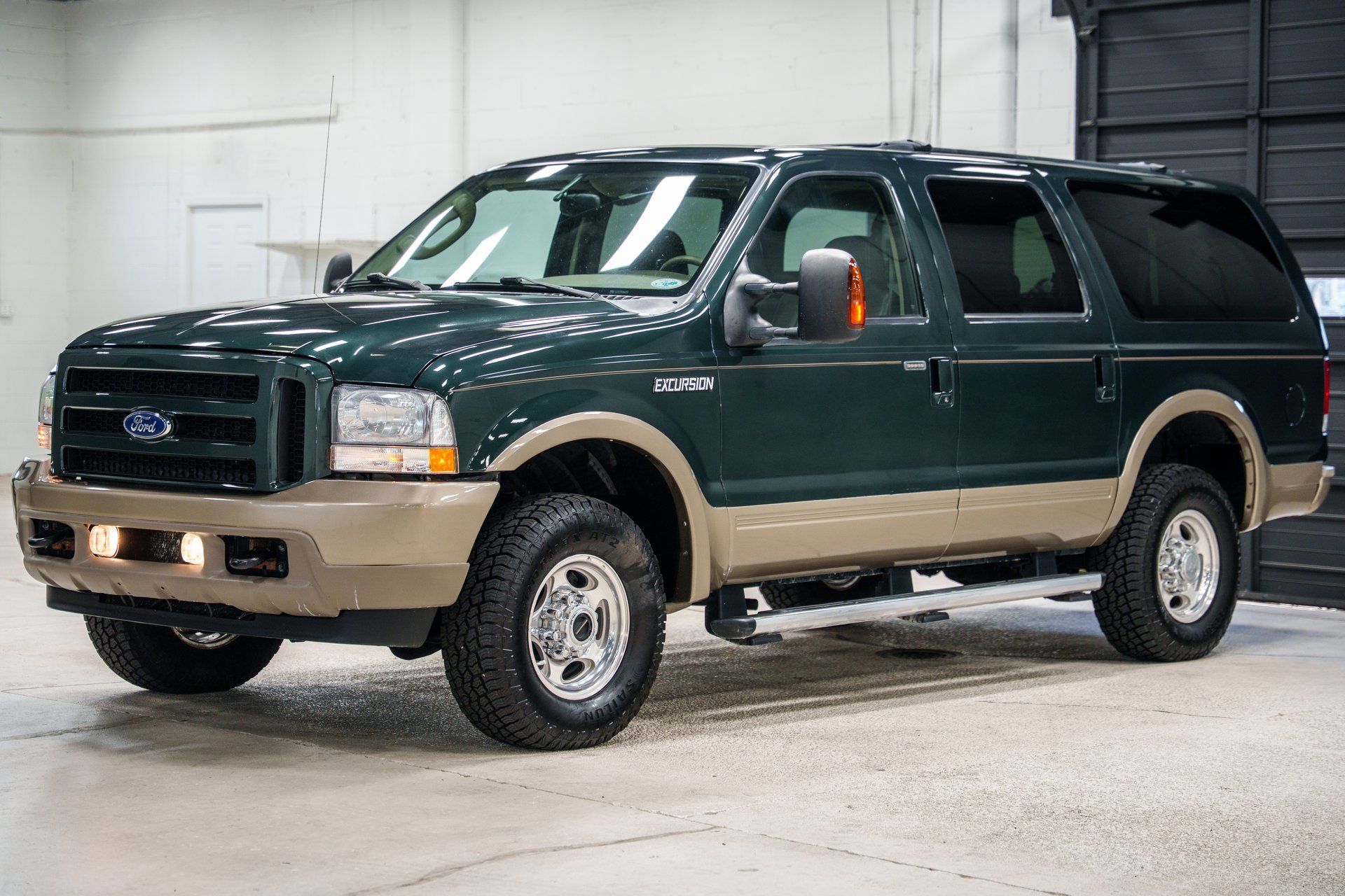 Used 2004 Ford Excursion Eddie Bauer AWD/4WD image 5