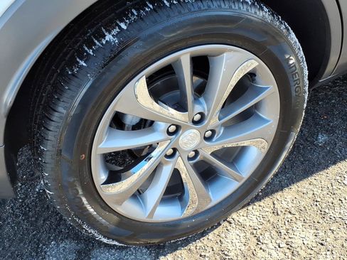 Certified 2022 Buick Encore GX Essence w/ Advanced Technology Package image 8