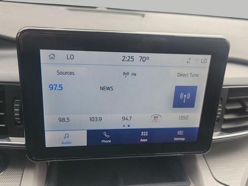 Used 2023 Ford Explorer XLT w/ Equipment Group 202A AWD/4WD image 21