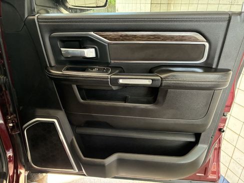 Used 2019 RAM 2500 Laramie AWD/4WD image 17