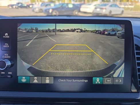 New 2026 Honda Odyssey Touring image 21