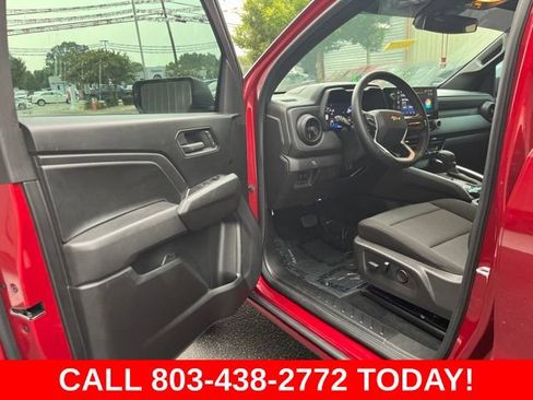 Used 2025 Chevrolet Colorado W/T w/ WT Custom Package RWD image 4