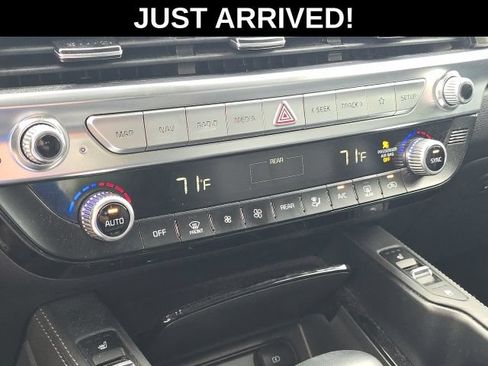 Used 2021 Kia Telluride SX w/ Towing Package FWD image 23