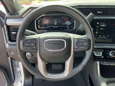 Used 2025 GMC Sierra 3500 Denali w/ Denali Reserve Package AWD/4WD image 12