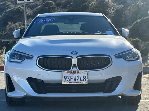 Used 2025 BMW 230i Coupe w/ Convenience Package image 10