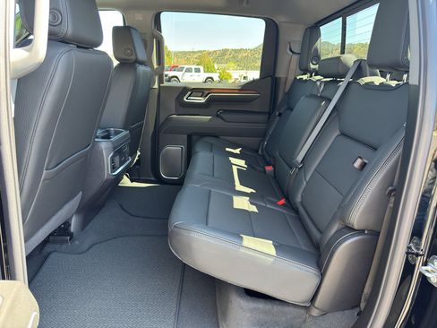 New 2026 GMC Sierra 1500 Denali w/ Denali Reserve Package AWD/4WD image 14