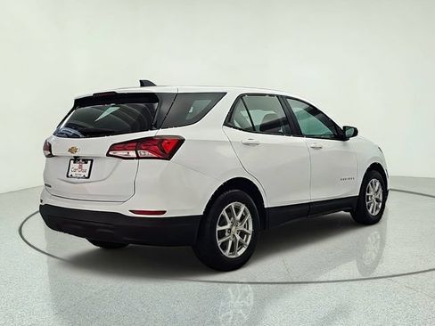 Used 2023 Chevrolet Equinox LS FWD image 6