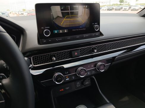 Used 2024 Honda Civic Sport image 12