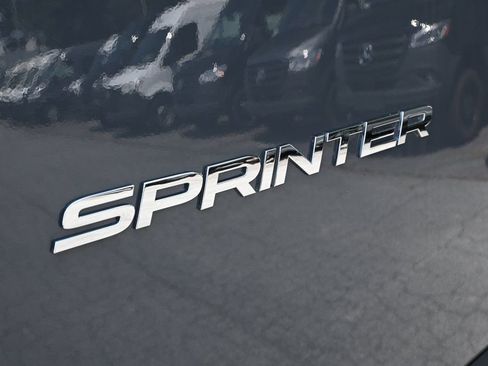 Used 2025 Mercedes-Benz Sprinter 2500 image 26