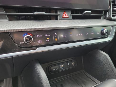 Certified 2023 Kia Sportage SX FWD image 15