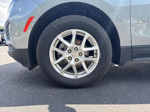 Used 2023 Chevrolet Equinox LT AWD/4WD image 3