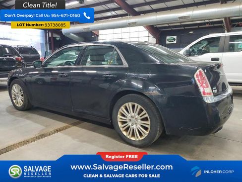 Used 2013 Chrysler 300 AWD w/ Driver Convenience Group image 3