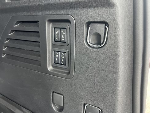 Certified 2024 Chevrolet Traverse RS w/ LPO, Floor Liner Package image 13